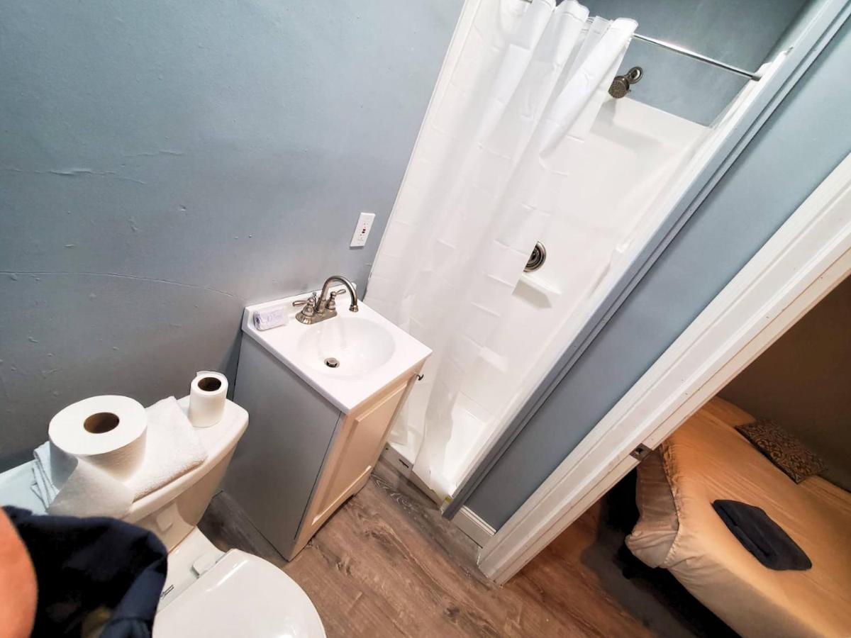 Apartamento 1 Bdrm With 2 Queen Beds & Small Kitchenette Filadelfia